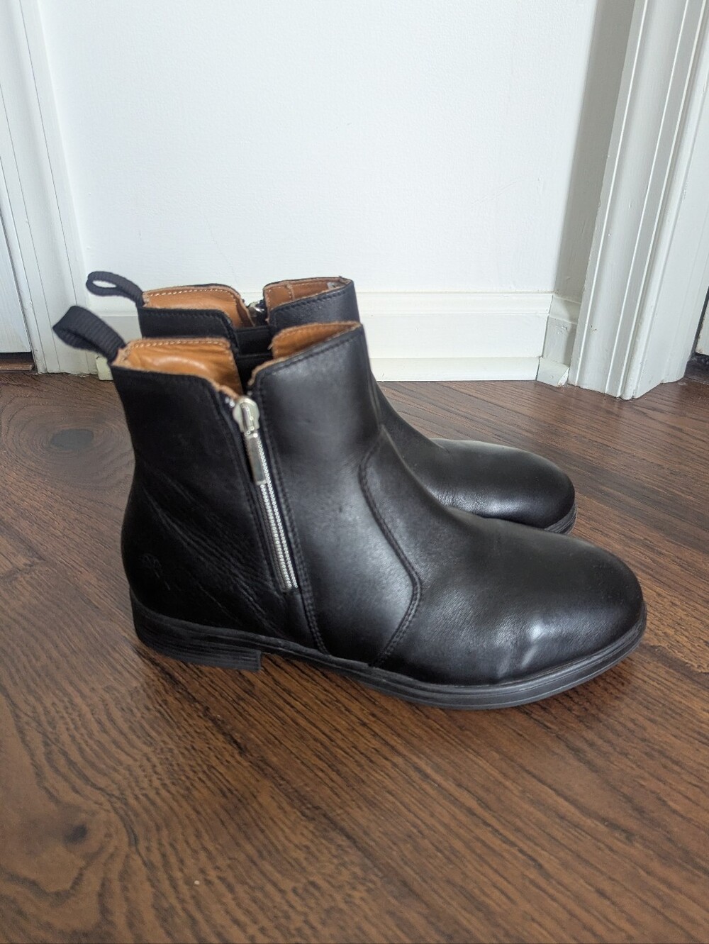 Xena Workwear Omega Ankle Boots Size 8.5 Wide Steel Toe Black Chelsea Style